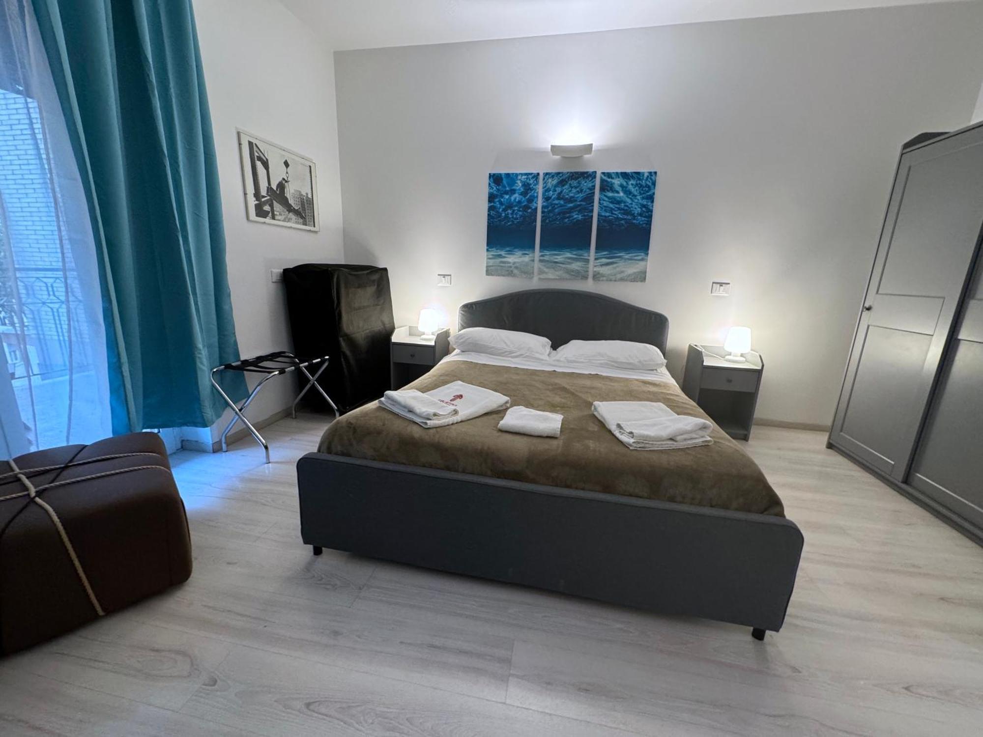 Tiburtina Suites, Roma Екстер'єр фото